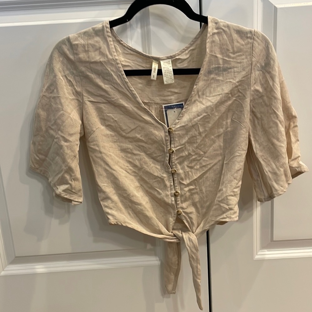 NWT Japna Button Front Tie Short Sleeve Shirt
